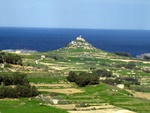 Victoria  / Gozo: Blick von der Zittadelle Richtung Marsalforn